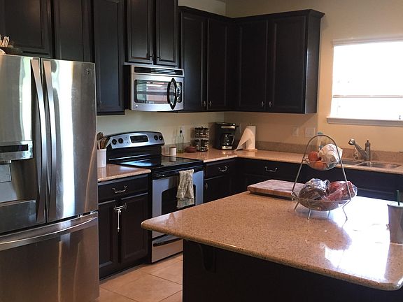 2nd image of 156 WOODFIELD Lane