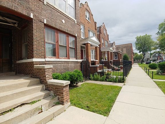 4th image of 4437 S Artesian Ave