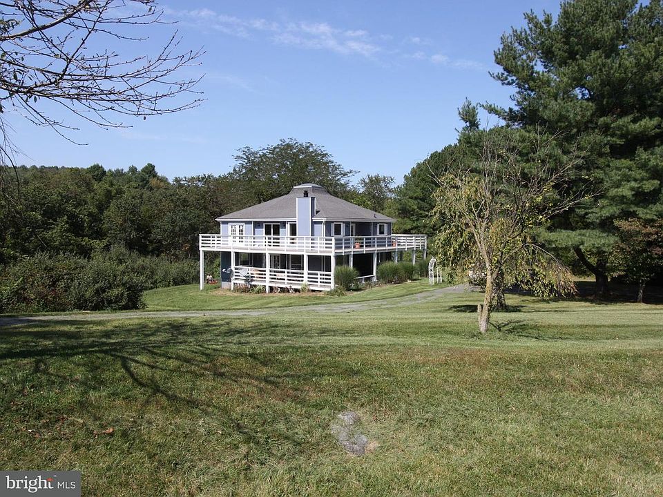 1st image of 527 Chapel Ln