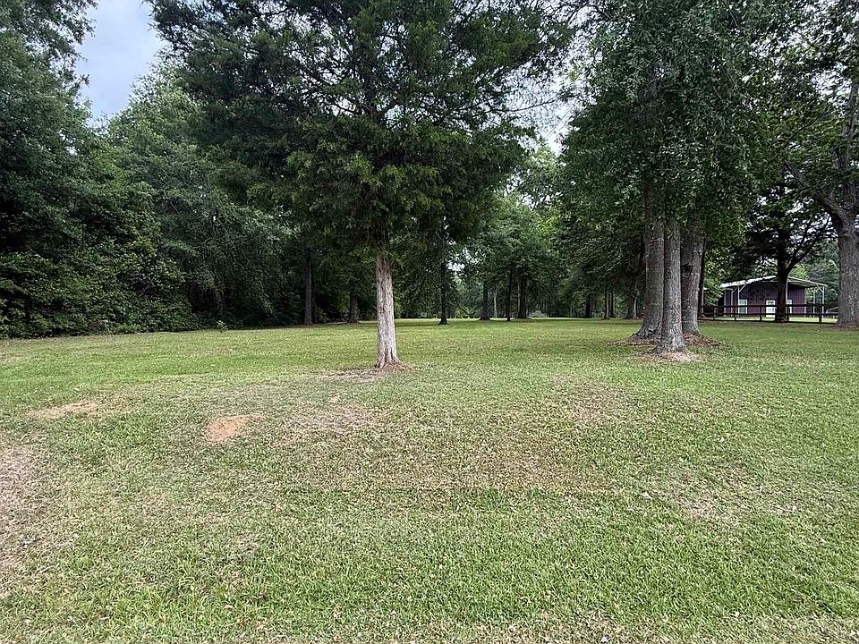 2nd image of 1296 Old Highway 418