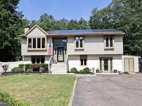 2299 Tremont Ave, Atco, NJ 08004