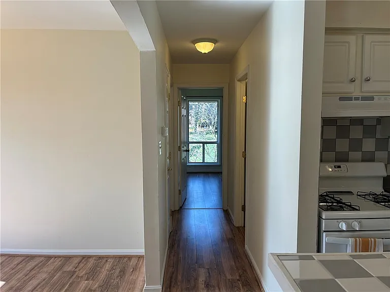 1000 College Park Dr #9 — Photo 7