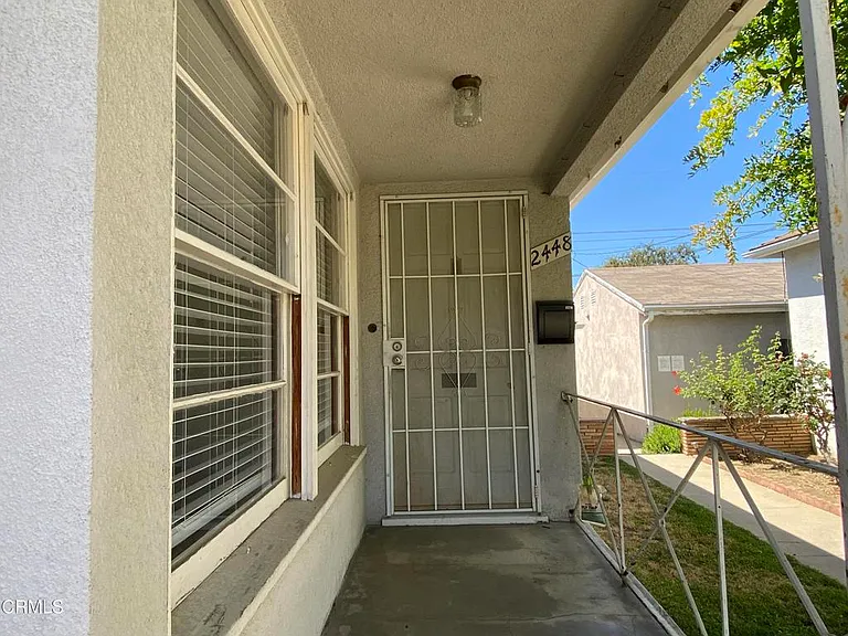 2448 E Washington Blvd — Photo 2