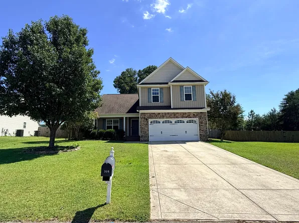 335 Chamberlin Blvd, Raeford, NC 28376