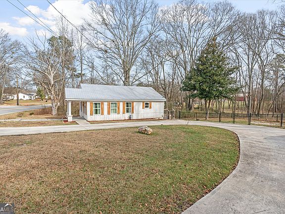 4th image of 92 James St