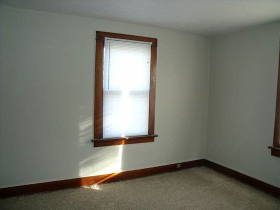 2nd image of 441 18th Ave