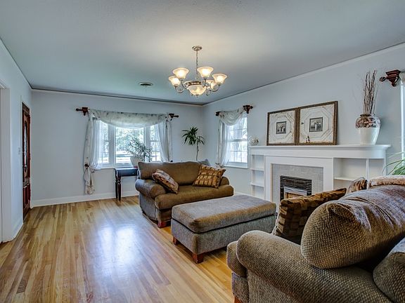 4th image of 2712 21st St