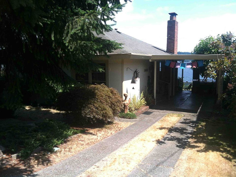 1st image of 10634 Lakeside Ave NE