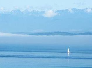 3146 Spahr Rd, Greenbank, WA 98253