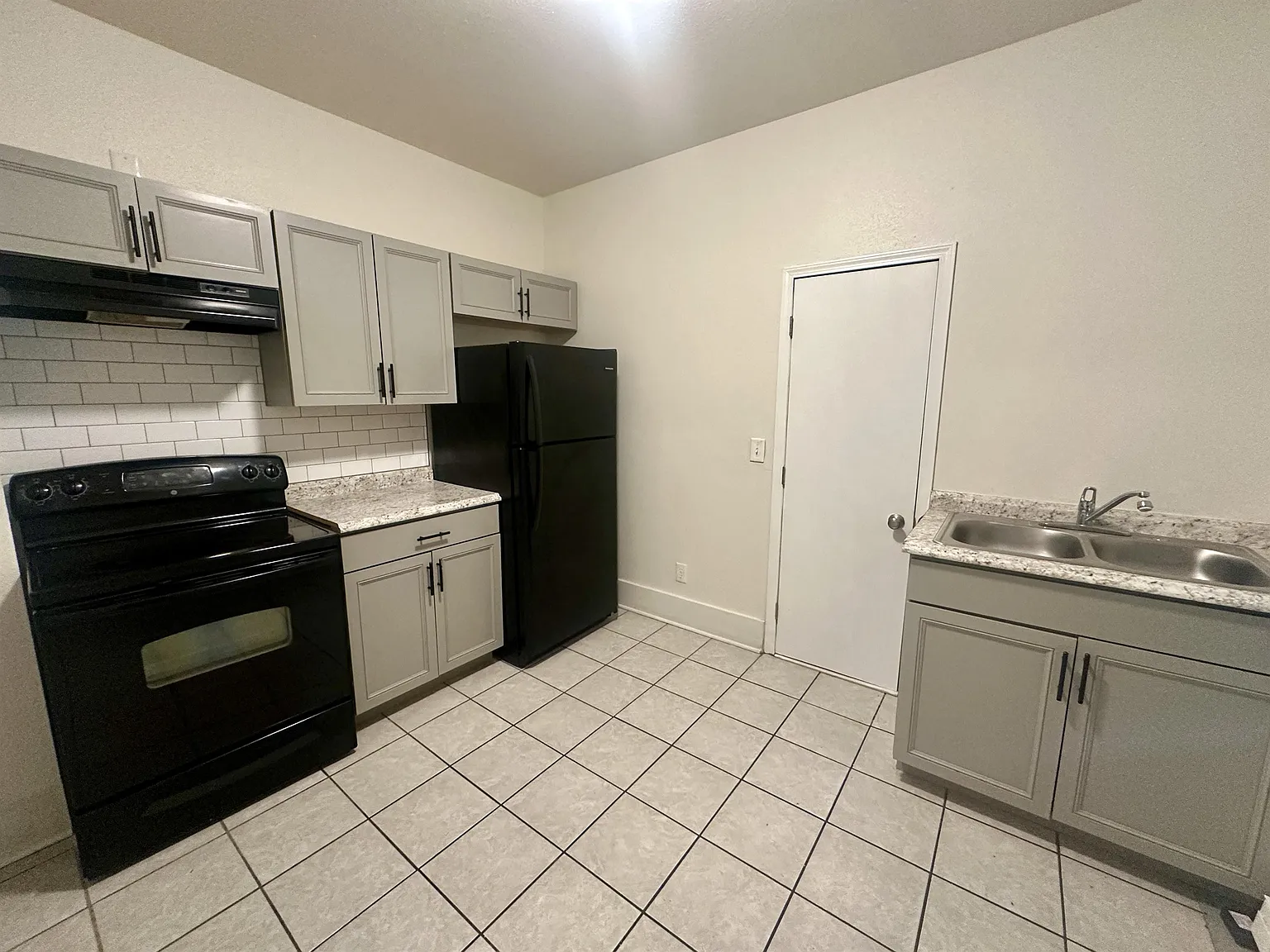 1404 8th Street - 1 — Photo 4