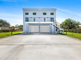 7932 SE Skylark Avenue, Hobe Sound, FL 33455