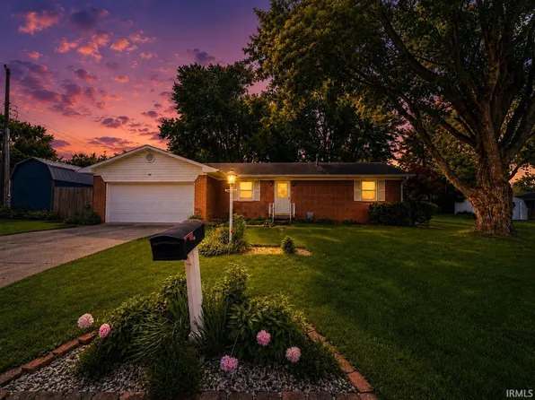 316 S Howard St, Greentown, IN 46936