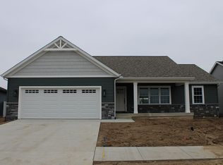 1410 Angelfield Trl, Osceola, IN 46561