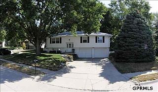 2nd image of 4911 N 117th Cir