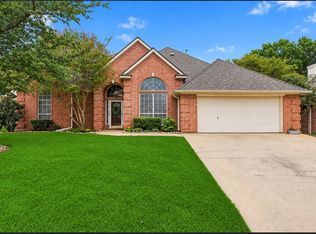 2705 Mimosa Ct, Bedford, TX 76021