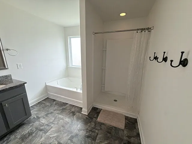 124 Glenellen Rd — Photo 44