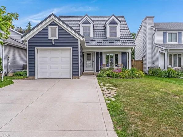 532 Red River Dr, Waterloo, ON N2T 2B7