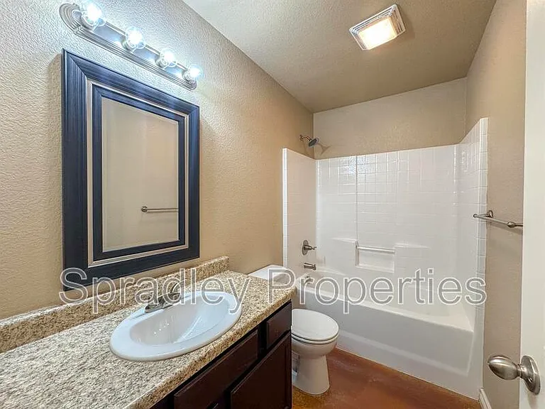 1513 Brady Way — Photo 7