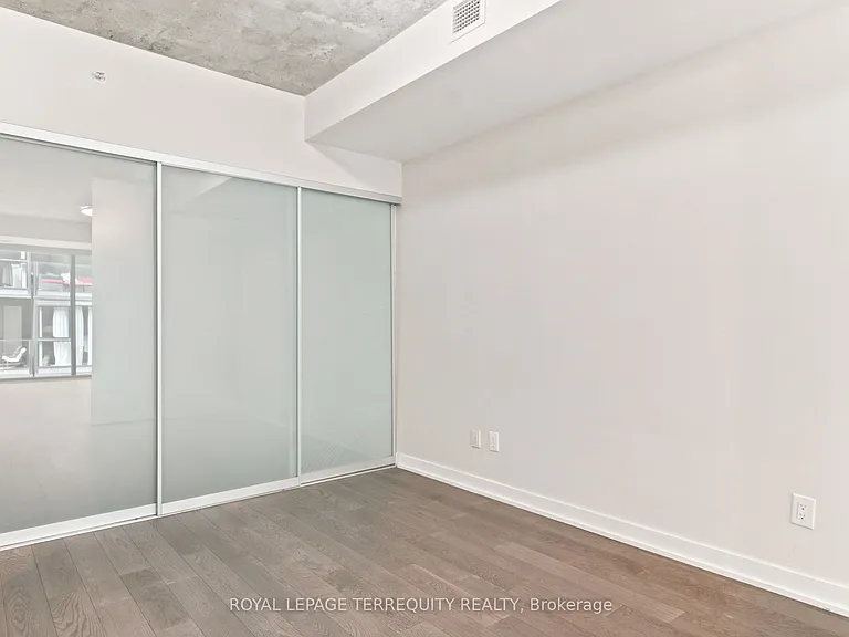 38 Stewart St #406 — Photo 12