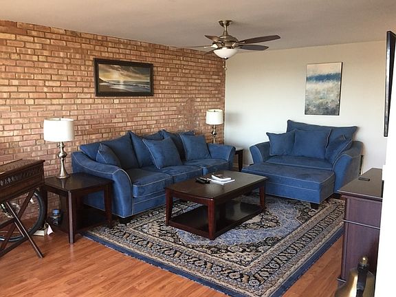 5th image of 5600 Hillcrest Ln APT 1F