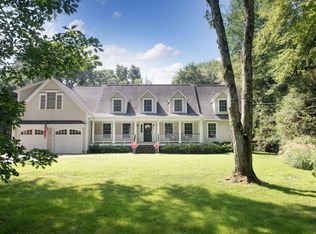 22 Hamilton Ln, Darien, CT 06820
