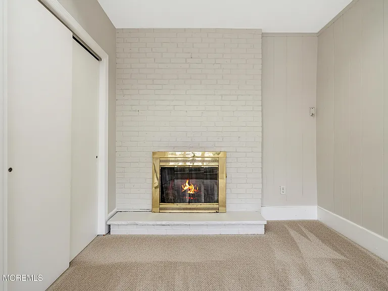 429 Lake Ave — Photo 23
