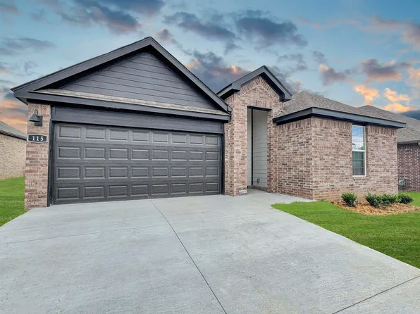 115 Mikah Dr, Maumelle, AR 72113