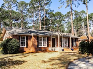 2020 Murray Ave N, Tifton, GA 31794