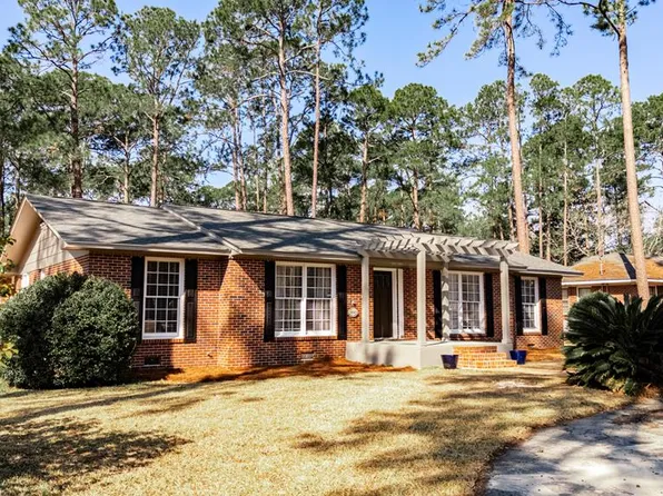 2020 Murray Ave N, Tifton, GA 31794