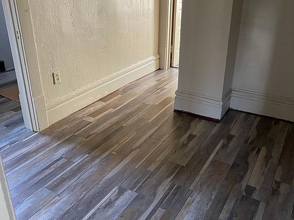 5th image of 552 Carrol St