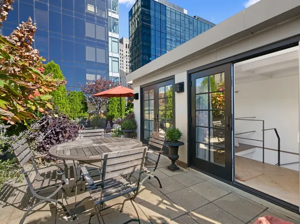 21 East 22nd Street image 9 of 10