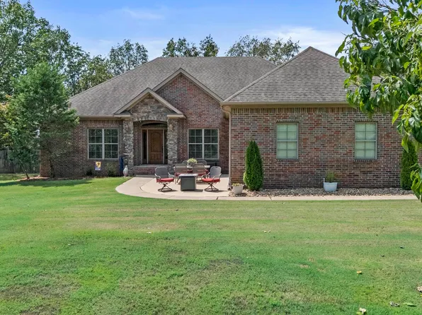 9609 Miller Rd, Sherwood, AR 72120