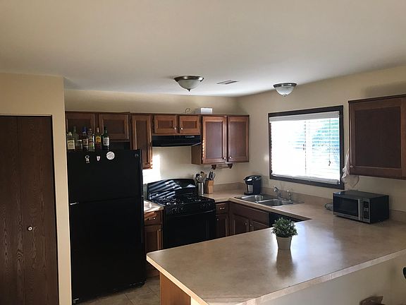 5th image of 1828 Paddington Ave