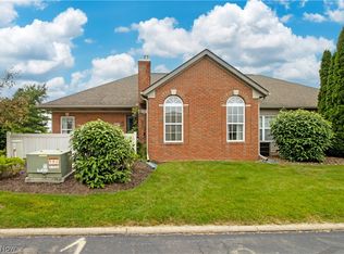4425 Hunters Chase Ln, Wooster, OH 44691