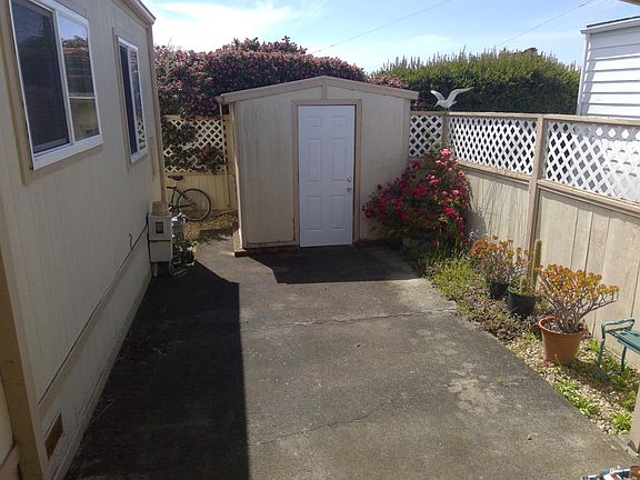 4th image of 121 Canada Cove Ave #121