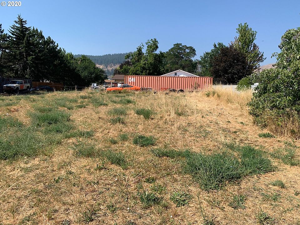 2nd image of 2914 N Depot St