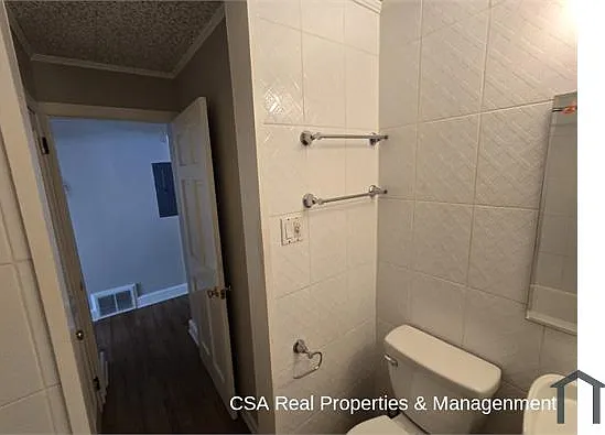 1 bed, 1000 sqft, $1,600 — Photo 4