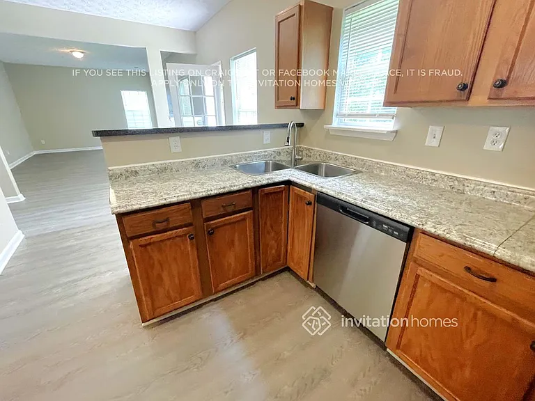 128 Shadow Creek Ct — Photo 9
