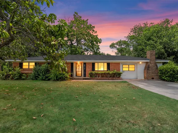 8817 Oakdale Dr, Woodway, TX 76712