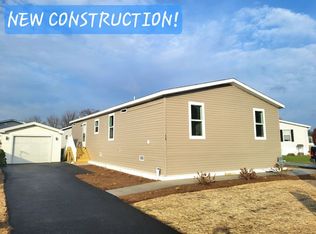 Cambridge Plan, Pheasant Lake Estates, Beecher, IL 60401