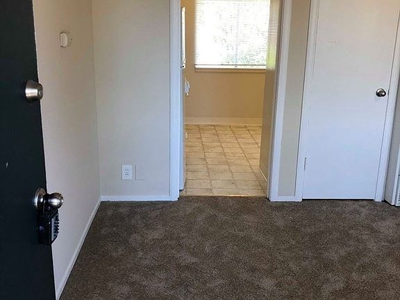 3rd image of 30 Nueva Ave APT 4