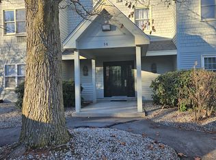 14 Turnbuckle Ln APT 37, Merrimack, NH 03054