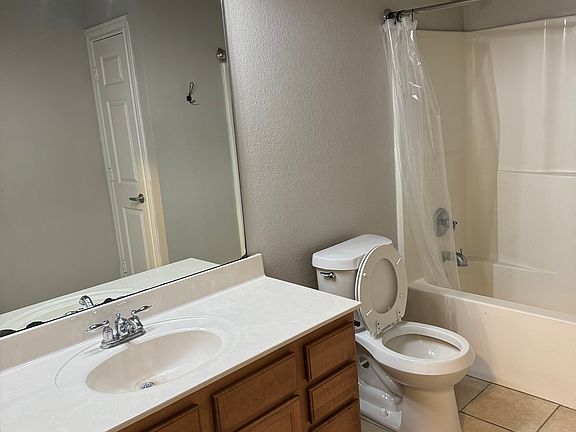 5th image of 12049 Cypress Ridge Dr