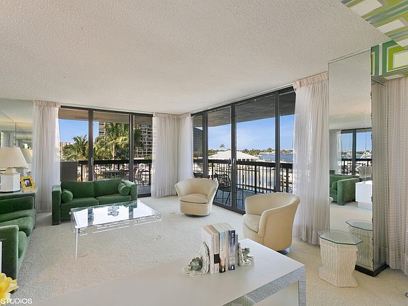 3rd image of 108 Lakeshore Dr APT 339