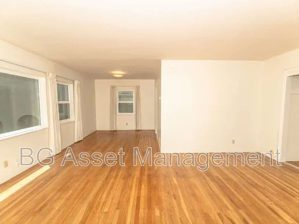 846 York St, Oakland, CA 94610