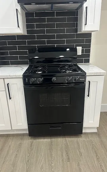 739 1/2 S Chevy Chase Dr #739-1/2 — Photo 11