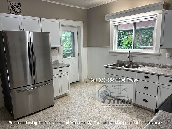 5th image of 1012 Columbus St #B