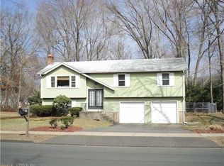 582 Goodwin St, East Hartford, CT 06108