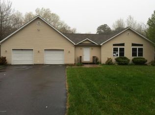 96 Cold Spring Dr, Jim Thorpe, PA 18229