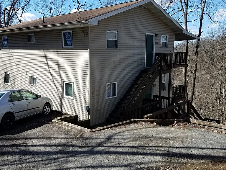 349 Gilmore St — Photo 6